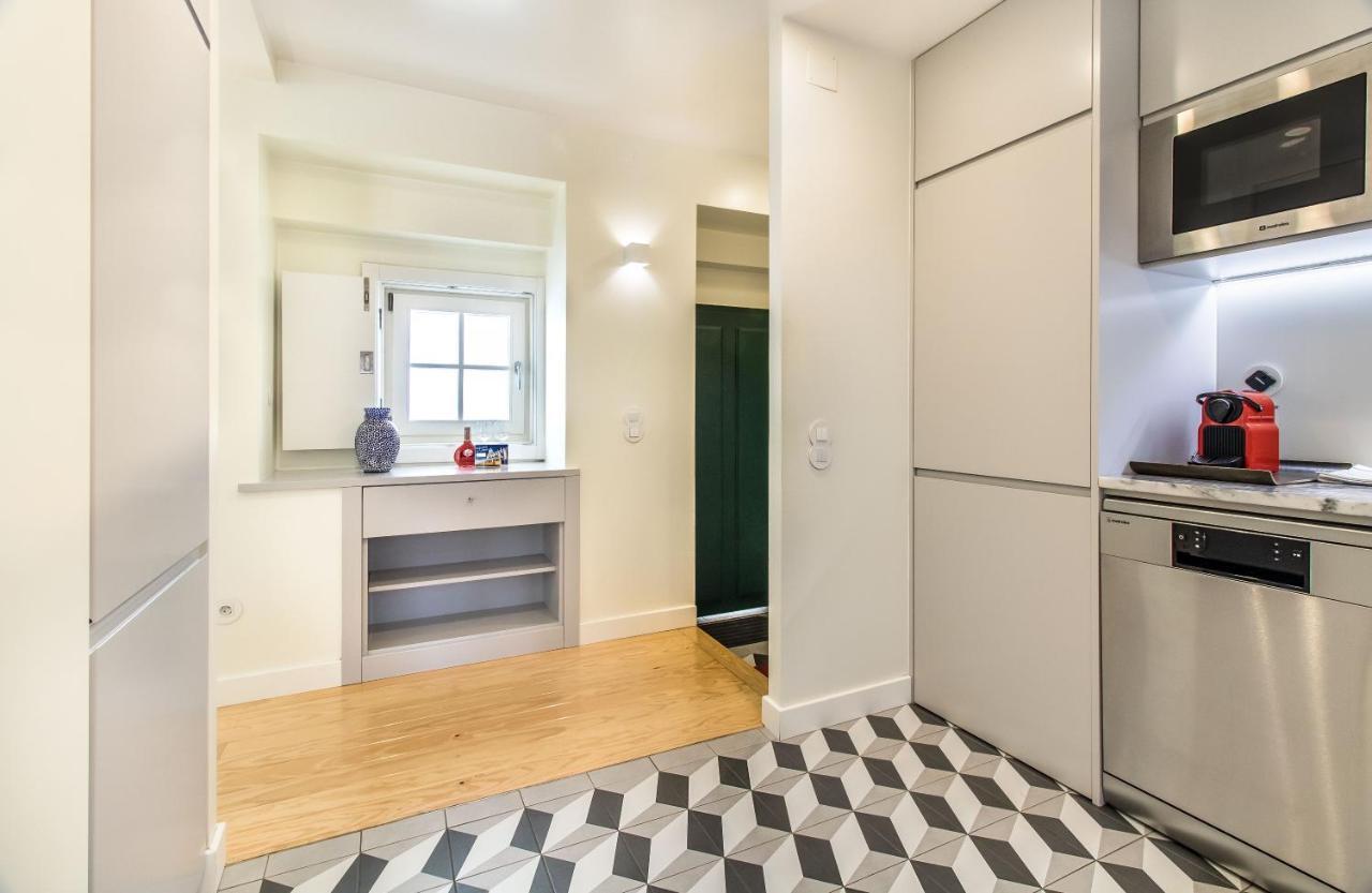 Design Apartment In Typical Alfama Лиссабон Экстерьер фото