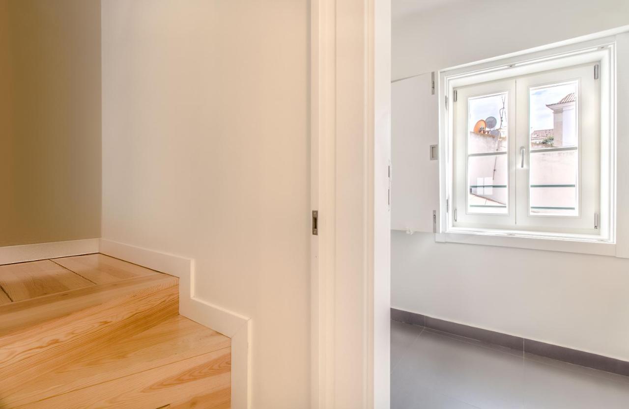 Design Apartment In Typical Alfama Лиссабон Экстерьер фото